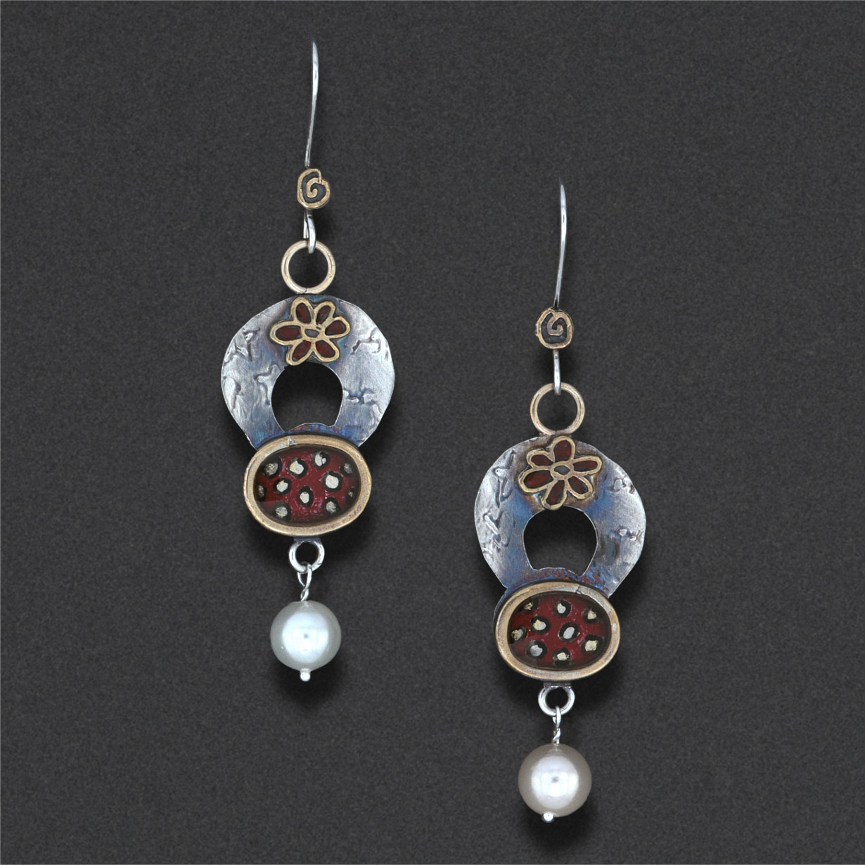 Image of Earring 19, Sterling silver, hand colored, freshwater pearls
